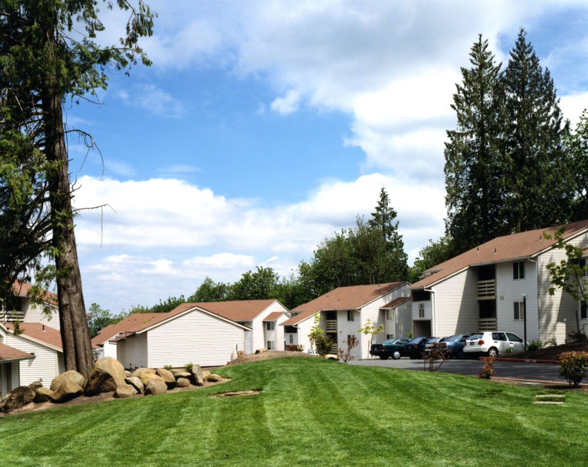 Newell Overlook Apartments